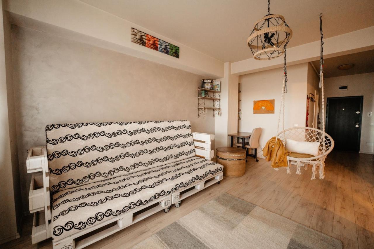 Bright And Cozy Design Apt With Office Apartment Cluj-Napoca Ngoại thất bức ảnh