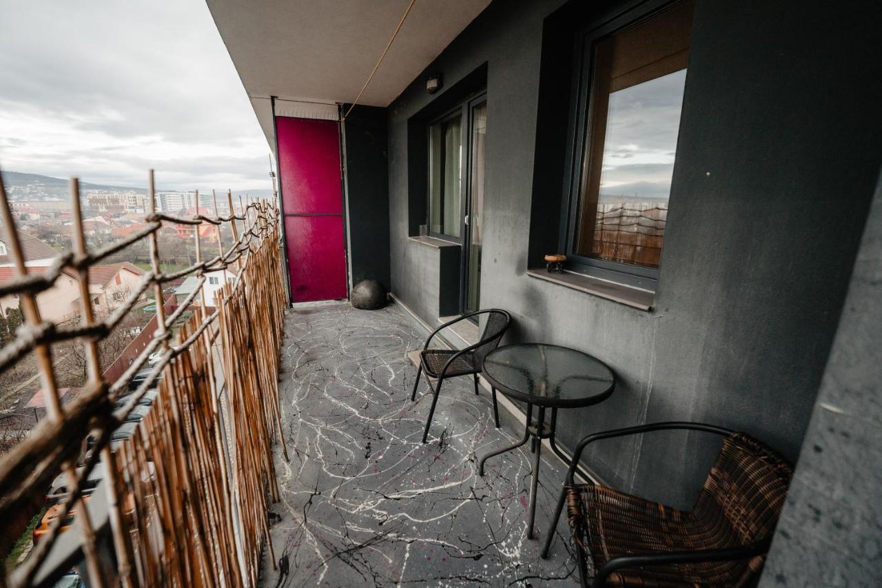 Bright And Cozy Design Apt With Office Apartment Cluj-Napoca Ngoại thất bức ảnh